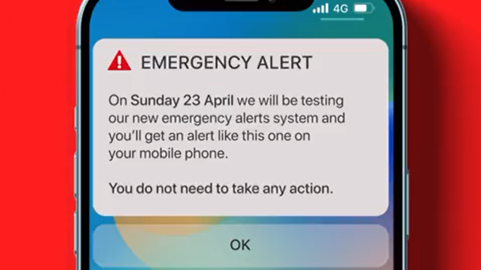 UK to blast ‘loud siren-like’ alert to every phone in country — RT World News