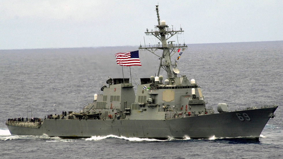 US destroyer warned away in South China Sea – Beijing — RT World Information
