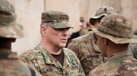 Top US general visits troops in Syria