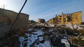 Pentagon chief downgrades importance of besieged Donbass city