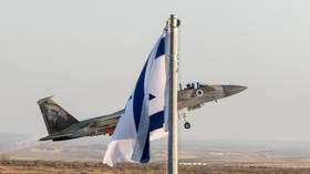Elite air force pilots join protests in Israel