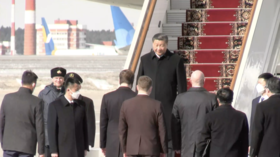 Xi Jinping arrives in Moscow