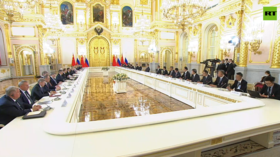 LATEST: Putin and Xi Jinping hold talks in expanded format