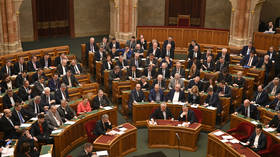 Hungary ratifies NATO expansion