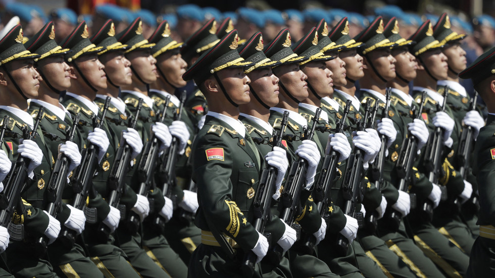 https://www.rt.com/information/574827-china-military-draft-us/China expands army draft to veterans and college students