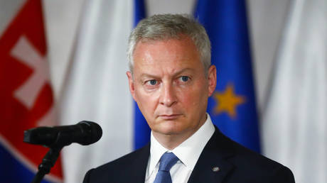 French minister ‘slapped in face’ after backing Russia sanctions – party leader