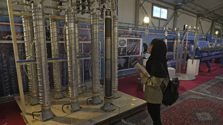 Белый дом обсуждает с Ираном ядерную сделку «замораживание за замораживанием» – новости