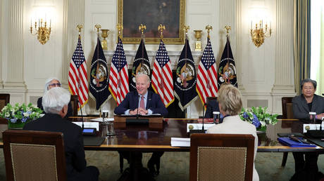US President Joe Biden with the President's Council of Advisers on Science and Technology