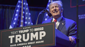 Disney, Florida valisini 'yok ediyor' - Trump
