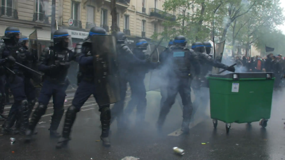 Greater than 100 law enforcement officials injured throughout French Labor Day protests — RT World Information
