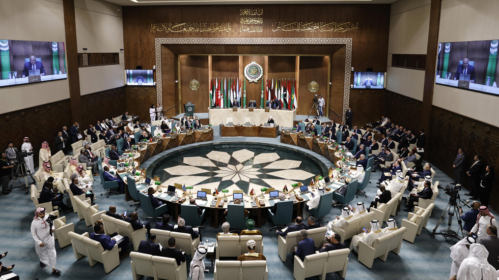 https://www.rt.com/information/575930-syria-arab-league-reinstated/Arab League reinstates Syria