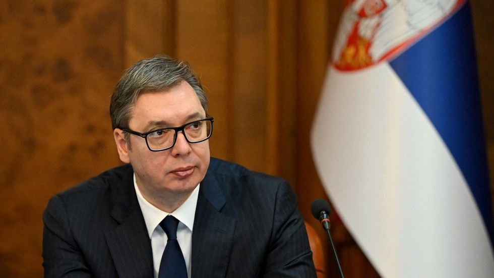 https://www.rt.com/information/575992-serbia-vucic-west-pressure-russia-sanctions/Serbian president reveals what West desires him to do