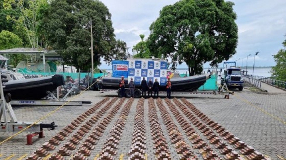 Colombian Navy seizes largest narco-submarine in history — RT World News