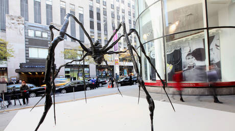 Louise Bourgeois' Famed 'Spider' Set to Break Auction Records –