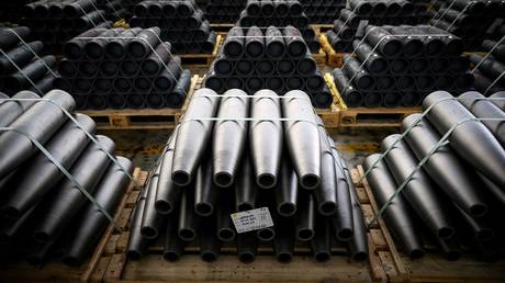 Top EU diplomat reveals Ukraine’s ammunition target