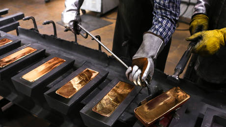 Gulf nation snaps up Russian gold – Reuters