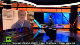 Ex-adviser to Ukraine’s commander-in-chief challenged on suppression of Russian language in Ukraine