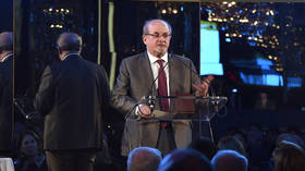 Rushdie slams book publishers for censorship