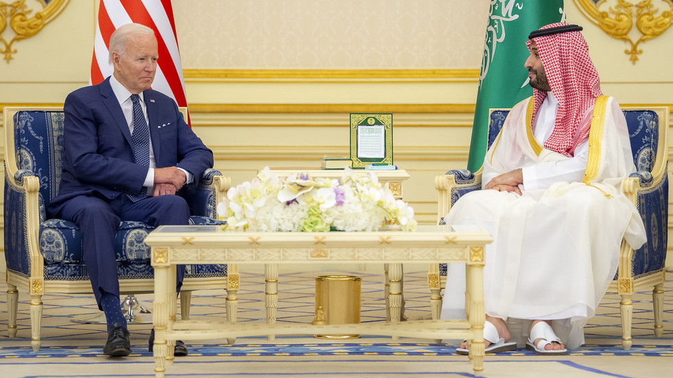 https://www.rt.com/information/577753-mbs-biden-private-threat/Saudi Crown Prince threatened to break US financial system – media