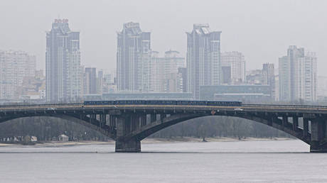 Ukraine contemplated destroying all bridges around Kiev – BBC