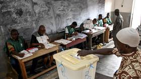 Mali counts votes in referendum on new constitution