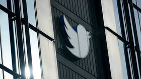 Twitter sued over unpaid bonuses
