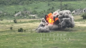 VIDEO allegedly shows Ukrainian armored vehicle obliterated while evacuating