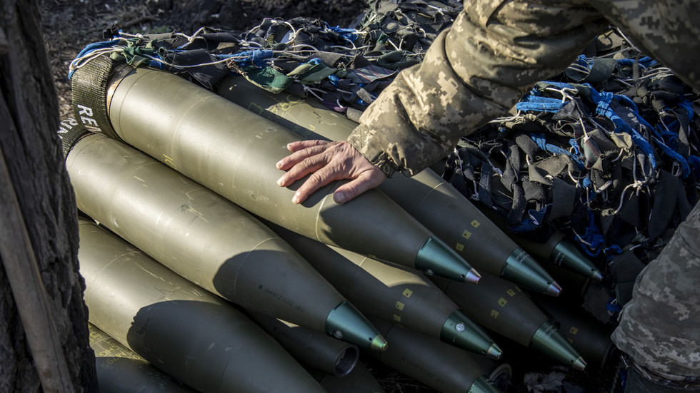 Human Rights Watch warns US against sending cluster munitions to Ukraine