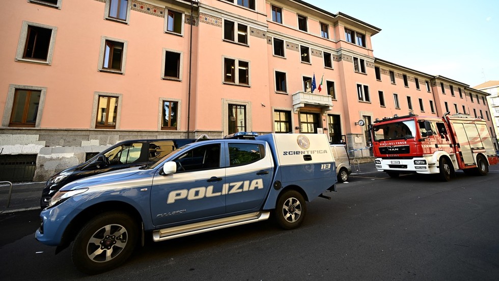 https://www.rt.com/information/579316-milan-retirement-home-fire/Six killed in retirement dwelling hearth