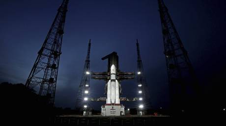 India launches moon mission