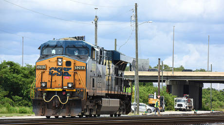 Hazmat train derails outside Philadelphia