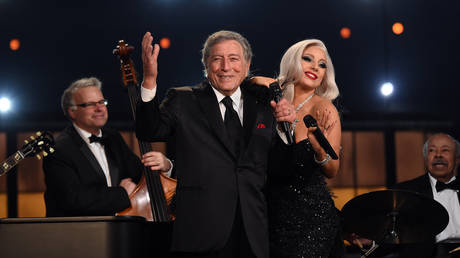Recording Artists Tony Bennett and Lady Gaga perform onstage during The 57th Annual Grammy Awards at the Staples Center on February 8, 2015 in Los Angeles, California