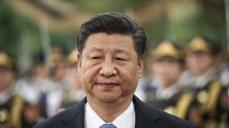 Xi Jinping reviews a military honor guard during a welcome ceremony at the Great Hall of the People in Beijing, China, December 12, 2018