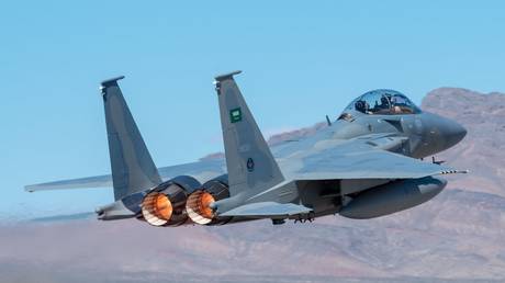 Saudi fighter jet crashes near Yemeni border