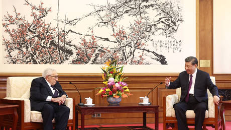 What China hopes to achieve by welcoming Henry Kissinger