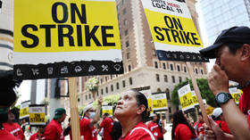 Thousands of California hotel workers strike