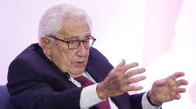 Kissinger warns US and China against conflict