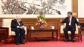 Xi meets Kissinger