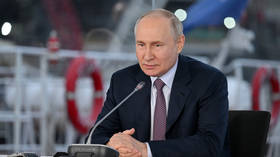 Putin makes Africa sovereignty pledge