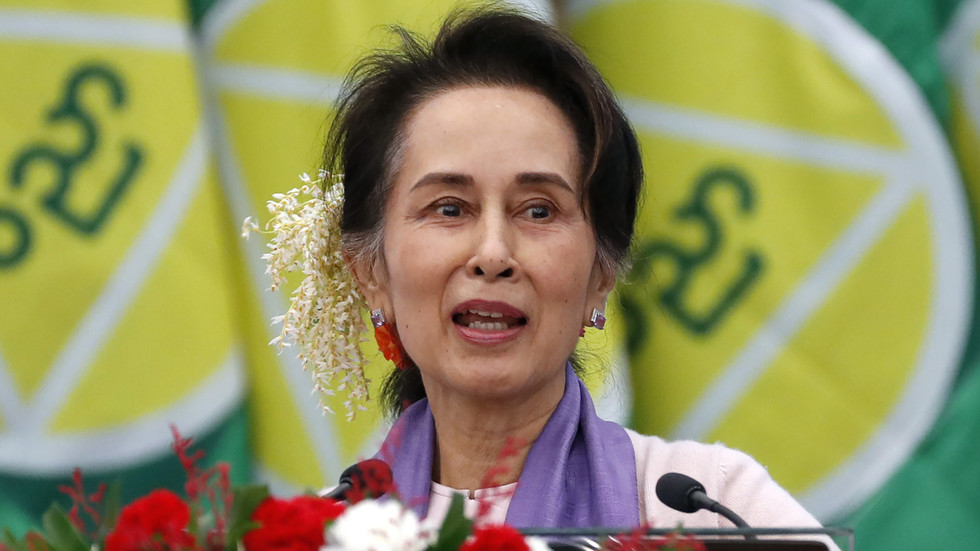 https://www.rt.com/information/580685-myanmar-junta-pardons-leader/Myanmar junta softens sentence of deposed chief