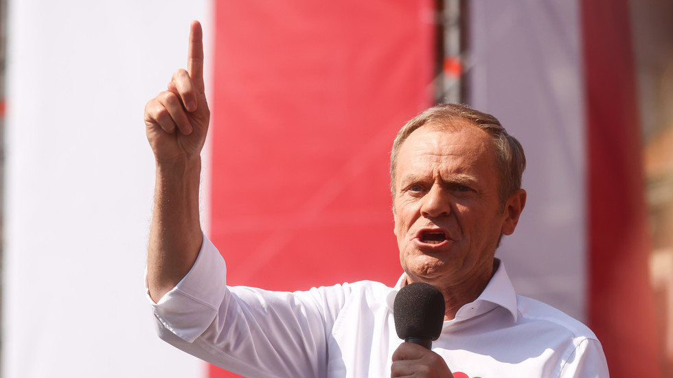 https://www.rt.com/information/580772-poland-wagner-tusk-threat/Ex-Polish PM accuses gov’t of ‘looking for assist’ from Wagner Group