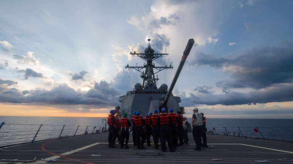 https://www.rt.com/information/580981-alaska-warships-us-hypocrisy/US response to Russia-China naval patrol exposes evident hypocrisy