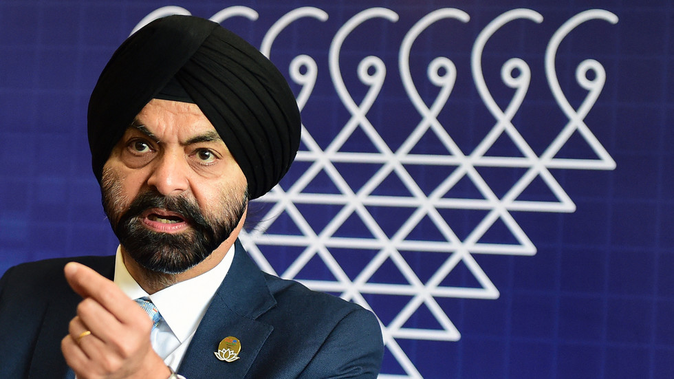 World Bank punishes Uganda for anti-gay law