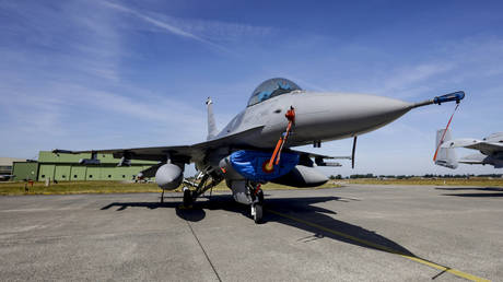 FILE PHOTO: US Airforce F-16 fighter jet