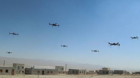 FILE PHOTO: The US Army deploys a swarm of 40 drones during an exercise at the National Training Center at Fort Irwin, California, May 8, 2019