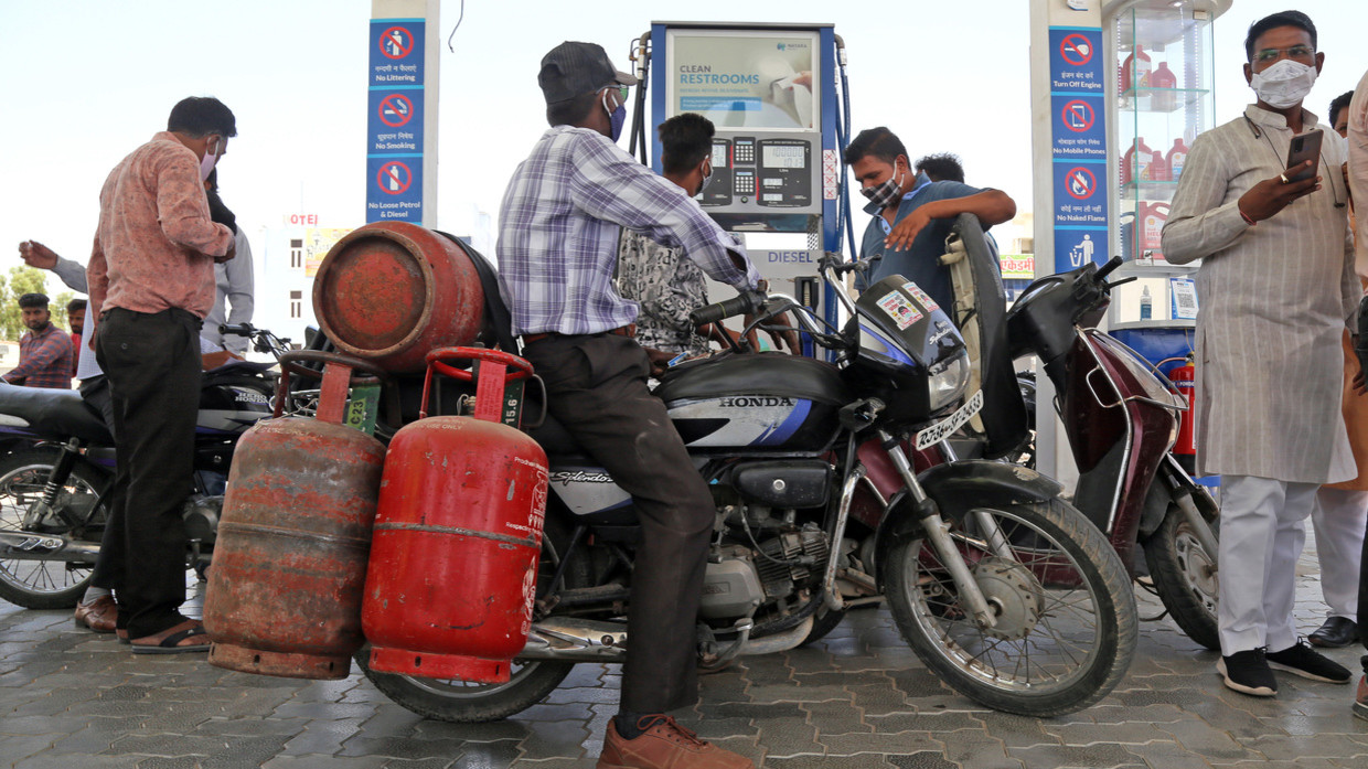 India's oil consumption soars — RT India