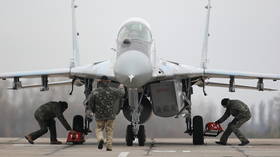 Ukraine scrambling to avoid Russian strikes on airbases – FT