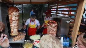 76 poisoned by kebab in Russian city