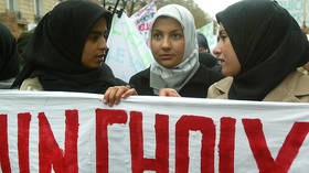 France bans Islamic dress in schools