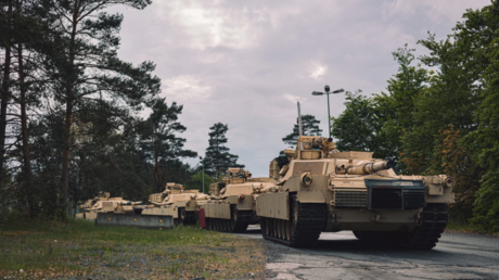 FILE PHOTO: US M1A1 Abrams tanks needed for training Ukrainian troops await transport to training areas at Grafenwoehr, Germany, May 14, 2023